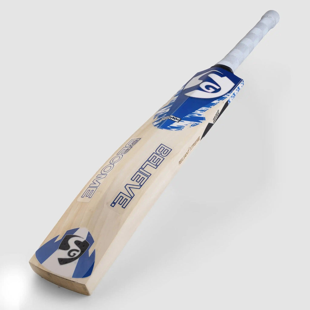 SG Reliant Xtreme English Willow Cricket Bat – official SG image 1