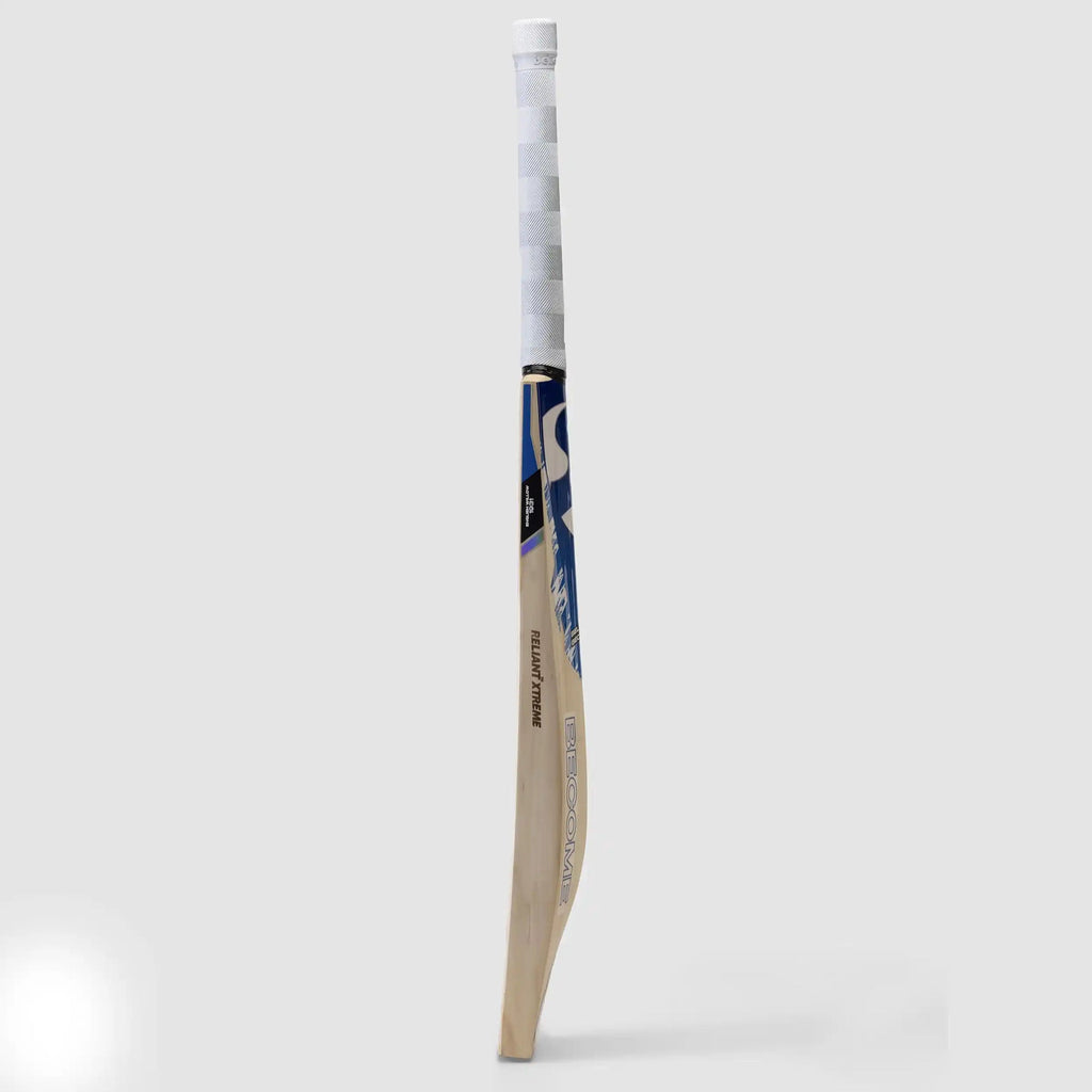 SG Reliant Xtreme English Willow Cricket Bat – official SG image 4
